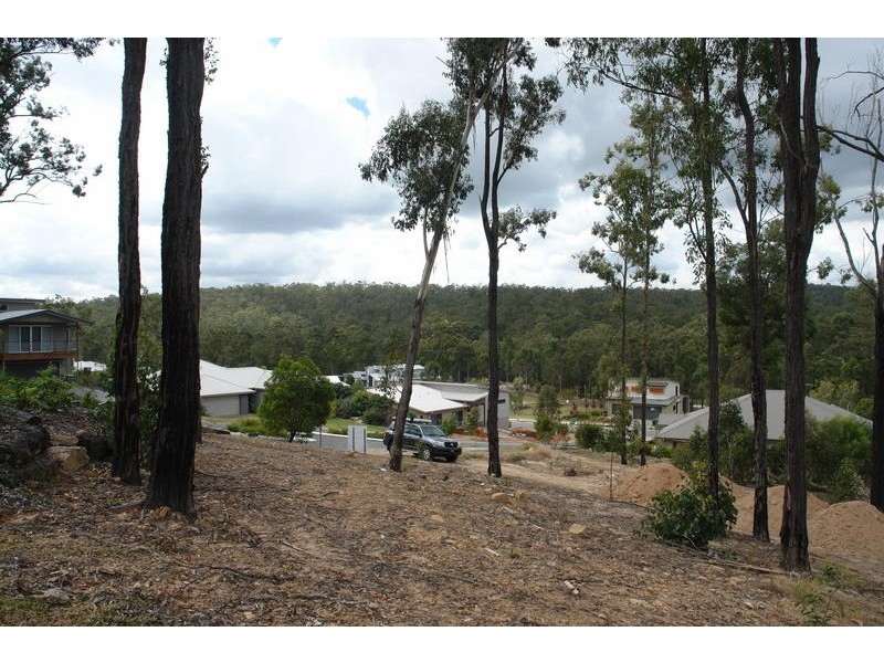 6 Cedarwood Place, Brookwater QLD 4300